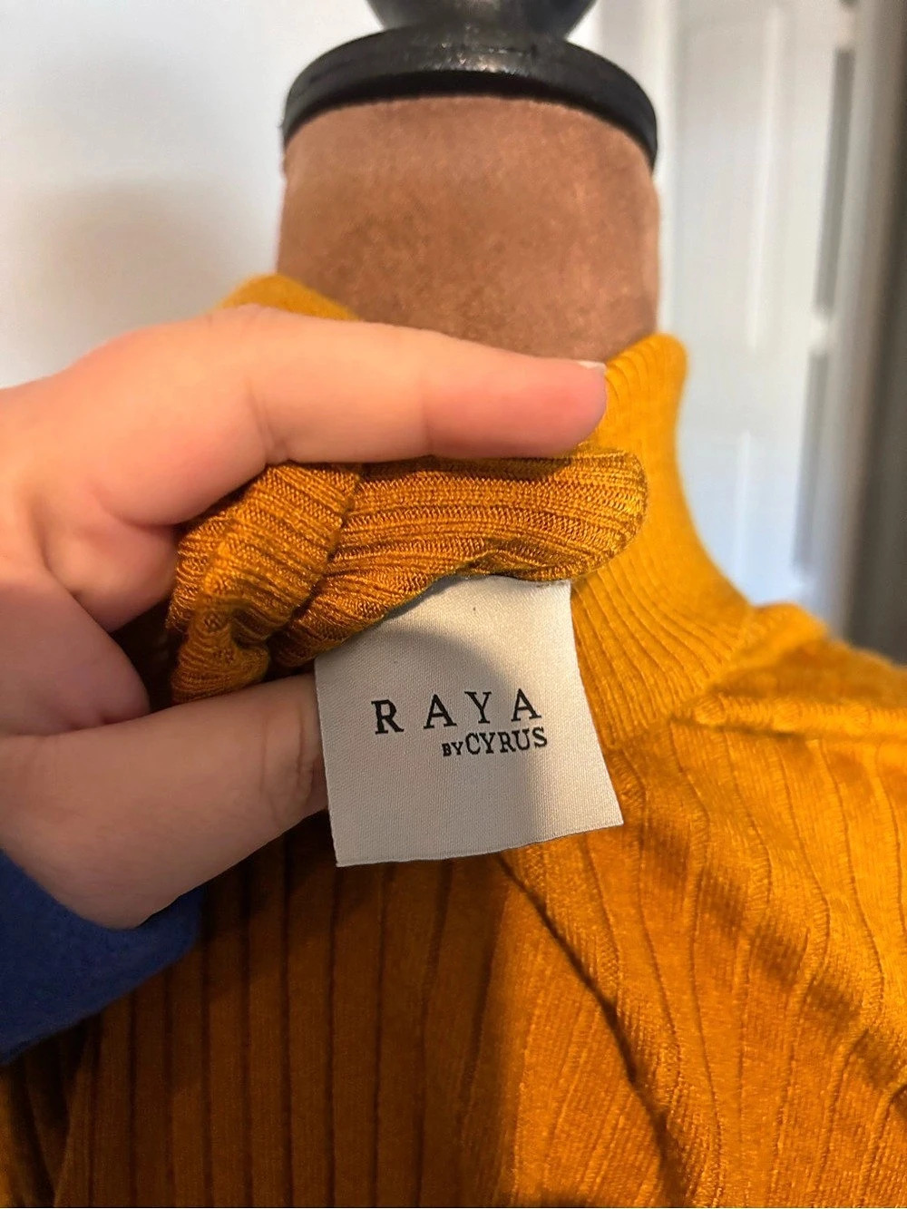 Raya by Cyrus Ribbed Turtleneck Sweater in Mustard/Cognac - Picture 3 of 4